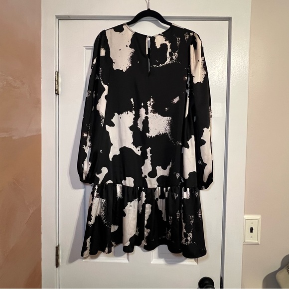#29 ALEXIS FOR TARGET ABSTRACT COW PRINT TIERED DRESS SIZE XL - Picture 4 of 6